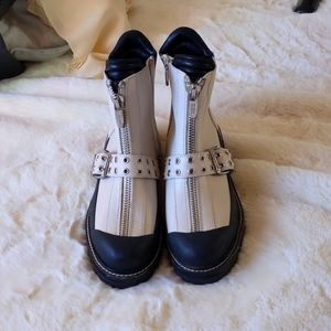 Sigerson Morrison Zip black and cream boots🥰 size 37.5 / 7.5